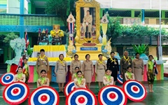 จิตอาสา 904 กฟภ.จัดกิจกรรมจิตอาสาโดยการบรรยายในหัวข้อ "สถาบันพระมหากษัตริย์กับประเทศไทย" ณ วัดสุวรรณาราม บางกอกน้อย จ.กรุงเทพมหานคร