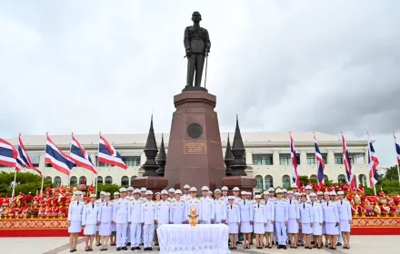 PEA ร่วมวางพุ่มถวายราชสักการะพระบรมราชานุสาวรีย์ พระบาทสมเด็จพระปรเมนทรมหาอานันทมหิดล พระอัฐมรามาธิบดินทร เนื่องในวันคล้ายวันพระบรมราชสมภพ 20 กันยายน 2568