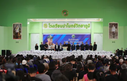 PEA ร่วมต้อนรับนายกรัฐมนตรี ลงพื้นที่ติดตามสถานการณ์อุทกภัยในพื้นที่อำเภอป่าโมก จังหวัดอ่างทอง และ อำเภอผักไห่ จังหวัดพระนครศรีอยุธยา