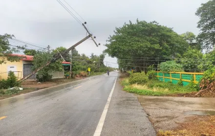 PEA เร่งแก้ไขระบบไฟฟ้าหลังพายุและฝนตกหนักในพื้นที่อำเภอบึงสามัคคี จังหวัดกำแพงเพชร