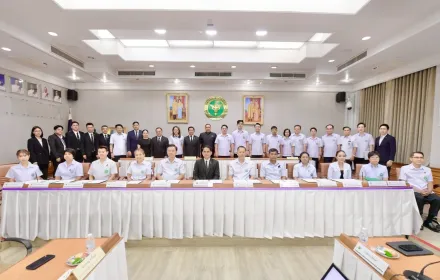 PEA ร่วมกับ สธ. ลงนามสัญญาให้บริการจัดการพลังงานไฟฟ้าจาก Solar Rooftop นำร่องโรงพยาบาล 25 แห่ง