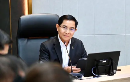 PEA หารือกรมคุ้มครองสิทธิและเสรีภาพ เตรียมความพร้อมจัด “มหกรรมแก้หนี้สินครัวเรือนและยุติธรรมพบประชาชน” ปี 2569  วันที่ 13 กรกฎาคม 2569 นายมงคล ตรีกิจจานนท์ ผู้ว่าการการไฟฟ้าส่วนภูมิภาค ให้การต้อนรับ นายไตรยฤทธิ์ เตมหิวงศ์ อธิบดีกรมคุ้มครองสิทธิและเสรีภาพ พร้อมคณะผู้บริหารและเจ้าหน้าที่ ในโอกาสเข้าหารือแนวทางการจัดงาน “มหกรรมแก้หนี้สินครัวเรือนและยุติธรรมพบประชาชน” ประจำปี 2569  ณ ห้องประชุมรัตนโกสินทร์ ชั้น 23 อาคาร 4 สำนักงานใหญ่ การไฟฟ้าส่วนภูมิภาค การหารือในครั้งนี้มุ่งเน้นการบูรณาการความร่วมมือระหว่าง ก
