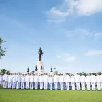 PEA ร่วมวางพวงมาลาถวายบังคมพระราชานุสาวรีย์ พระบาทสมเด็จพระบรมชนกาธิเบศร มหาภูมิพลอดุลยเดชมหาราช บรมนาถบพิตร