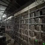 PEA ร่วมกับ DSI บุกทลายเหมืองขุดบิตคอยน์เถื่อนในพื้นที่สมุทรสาคร