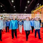 PEA ร่วมงาน ศิลปาชีพประทีปไทย OTOP หลอมดวงใจ ด้วยพระบารมี