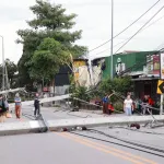 PEA เร่งซ่อมแซมระบบจำหน่ายไฟฟ้าจากเหตุรถกระบะบรรทุกน้ำชนเสาไฟฟ้า บริเวณ สภ.ช้างเผือก อ.เมือง จ.เชียงใหม่