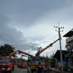 PEA แจ้งเลื่อนเวลาจ่ายไฟให้กับประชาชนบริเวณถนนห้วยยอด จังหวัดตรัง