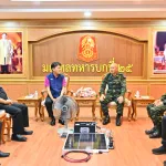 PEA ส่งมอบชุด PEA Power Box และ Solar Cells สนับสนุนภารกิจทหารตามแนวชายแดนไทย – กัมพูชา จังหวัดสุรินทร์