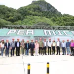 PEA นำคณะอนุกรรมการกำกับดูแลการประเมินผลการพัฒนาองค์กรของรัฐวิสาหกิจ ภาพรวม คณะอนุกรรมการประเมินผลการดำเนินงานรัฐวิสาหกิจ (SubPAC) สาขาสื่อสารและสาขาพลังงาน  และผู้แทนสำนักงานคณะกรรมการนโยบายรัฐวิสาหกิจ (สคร.) เยี่ยมชมโครงการพัฒนาระบบไฟฟ้าแบบโครงข่ายไฟฟ้าขนาดเล็กมาก (Microgrid)