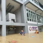 PEA จำเป็นต้องงดจ่ายกระเเสไฟฟ้าเพิ่มเติมในพื้นที่ที่ได้รับผลกระทบน้ำท่วมสูง