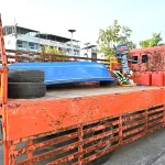 PEA ส่งโรงครัวเคลื่อนที่ ปรุงอาหาร จัดน้ำดื่ม เรือยนต์ พร้อมจิตอาสาช่วยผู้ประสบอุทกภัยภาคใต้