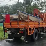 PEA ส่งเรือยนต์ รถบรรทุกลงพื้นที่หาดใหญ่ 