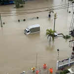 PEA ระดมเจ้าหน้าที่แก้ไขระบบจำหน่ายไฟฟ้าจากสถานการณ์อุทกภัยในพื้นที่ภาคใต้