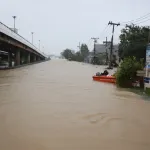 PEA ลงพื้นที่ติดตามสถานการณ์น้ำและระบบจำหน่าย