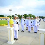 PEA วางพุ่มดอกไม้ถวายบังคมพระบรมราชานุสาวรีย์พระบาทสมเด็จพระบรมชนกาธิเบศร มหาภูมิพลอดุลยเดชมหาราชบรมนาถบพิตร