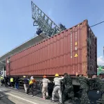 PEA ร่วมสนับสนุนภารกิจรื้อถอนเครนถล่ม โครงการทางหลวงพิเศษ M82