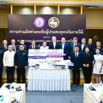 PEA ร่วมพิธีมอบอุปกรณ์ไฟฟ้ามาตรฐาน มอก. ช่วยเหลือผู้ประสบอุทกภัยภาคใต้