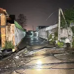 PEA เร่งกู้คืนระบบไฟฟ้า อ.แม่สาย หลังพายุฤดูร้อนพัดถล่ม