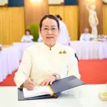 PEA ถวายแจกันดอกไม้และลงนามถวายพระพร เนื่องในโอกาสพระราชพิธีมหามงคลเฉลิมพระชนมพรรษา สมเด็จพระนางเจ้าฯ พระบรมราชินี