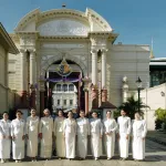 ประธานคณะแม่บ้านและครอบครัว กฟภ. ร่วมถวายแจกันดอกไม้และลงนามถวายพระพร เนื่องในโอกาสพระราชพิธีมหามงคลเฉลิมพระชนมพรรษา สมเด็จพระนางเจ้าฯ พระบรมราชินี