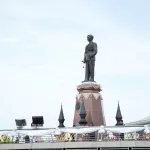 อานันทมหิดล