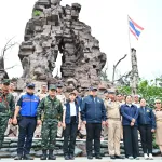 PEA ร่วมต้อนรับ มท.2 ลงพื้นที่ตรวจราชการและติดตามโครงการขยายเขตไฟฟ้าในพื้นที่ชายแดนจังหวัดสุรินทร์