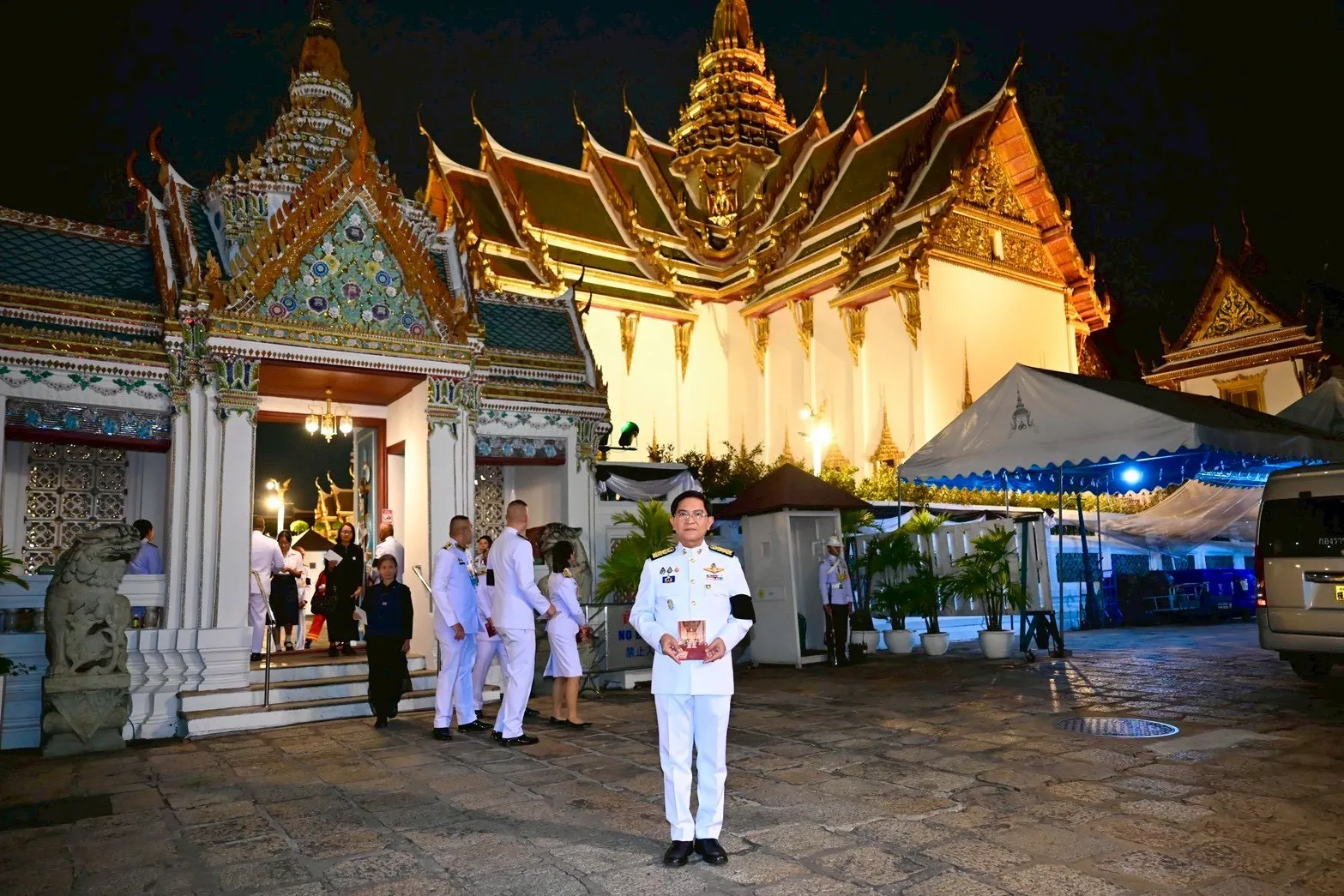 PEA ร่วมเข้าเฝ้าฯ รับเสด็จพระบาทสมเด็จพระเจ้าอยู่หัว และสมเด็จพระนางเจ้าฯ พระบรมราชินี เสด็จพระราชดำเนิน ไปในการพระราชพิธีทรงบำเพ็ญพระราชกุศลพระพิธีธรรมสวดพระอภิธรรมพระบรมศพ สมเด็จพระบรมราชชนนีพันปีหลวง