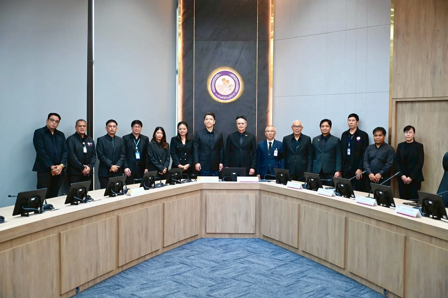 PEA ลงนามในบันทึกความเข้าใจว่าด้วยความร่วมมือกับ 2 บริษัทโลจิสติกส์ในการขนส่งพัสดุและบริหารจัดการคลังพัสดุ