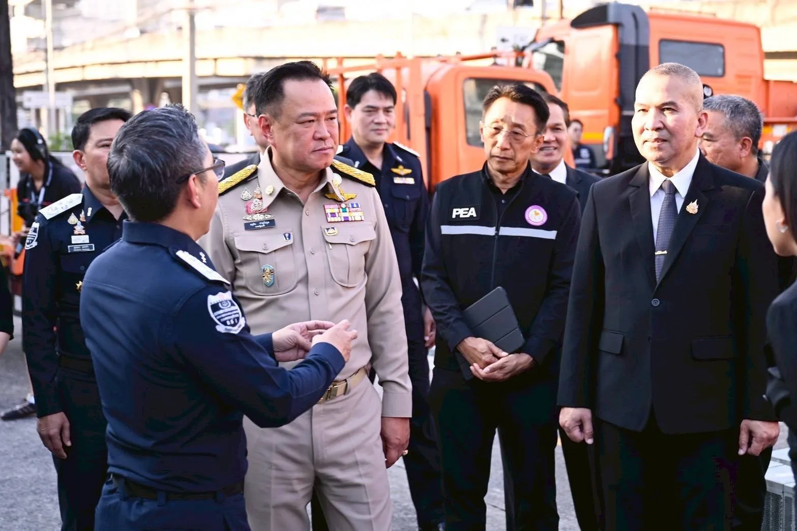 PEA ร่วมกับ DSI แถลงผลการปฎิบัติการทลายแหล่ง "ลักใช้ไฟฟ้าขุดเหมืองคริปโต" มูลค่าความเสียหายทะลุ 1 พันล้านบาท