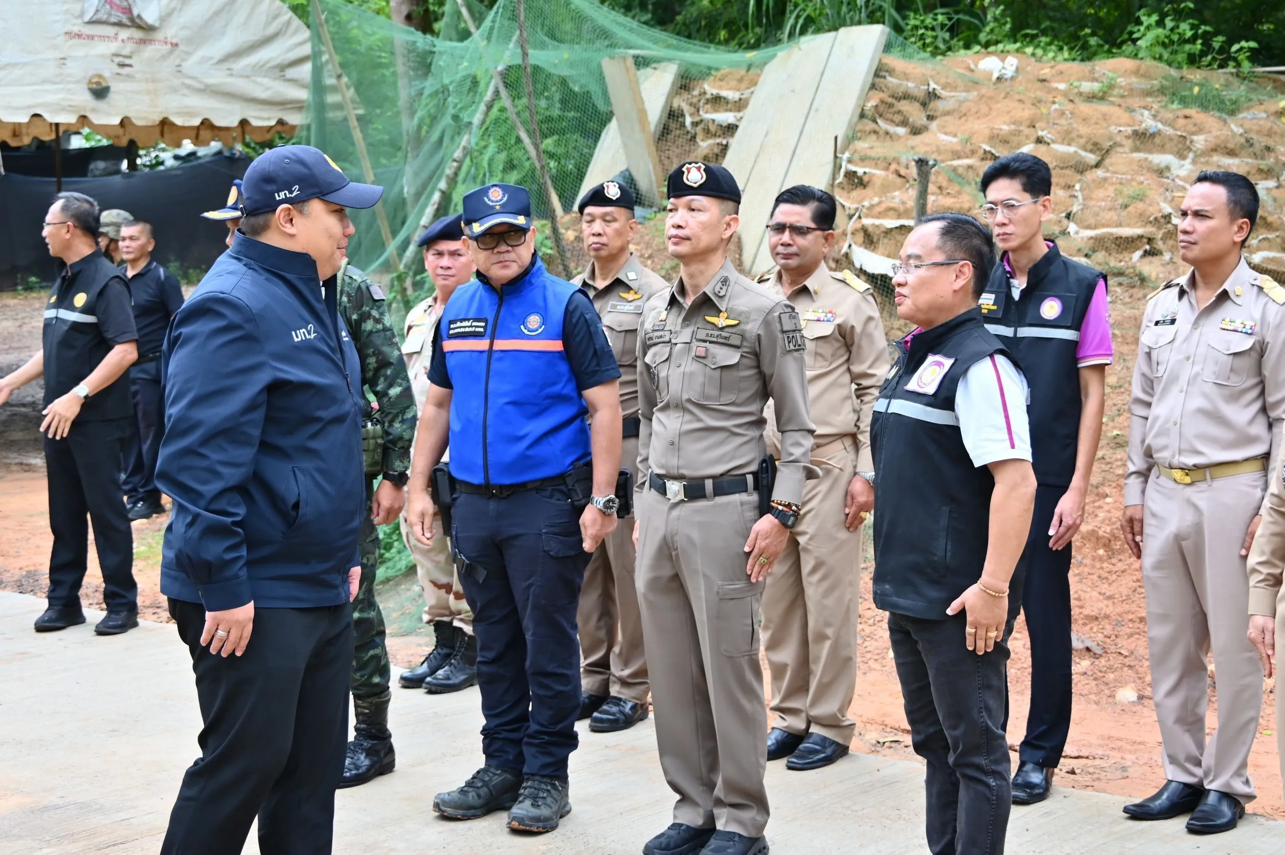 PEA ร่วมต้อนรับ มท.2 ลงพื้นที่ตรวจราชการและติดตามโครงการขยายเขตไฟฟ้าในพื้นที่ชายแดนจังหวัดสุรินทร์