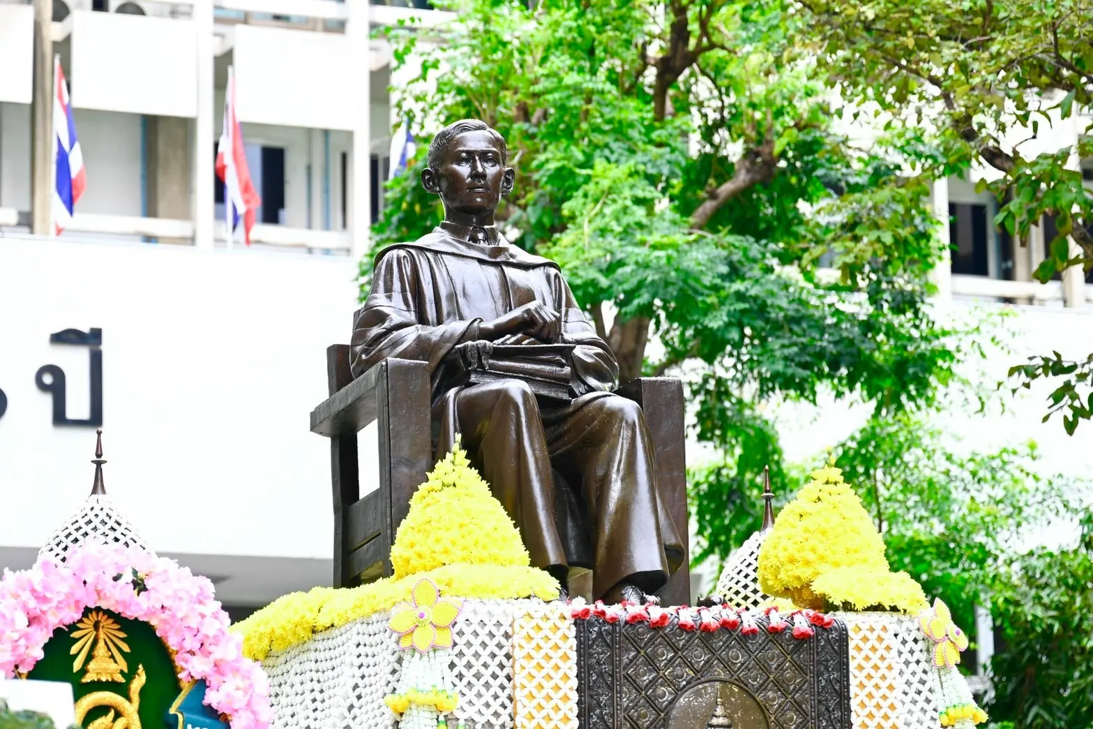 PEA ร่วมวางพวงมาลาถวายสักการะ เนื่องใน “วันมหิดล” ประจำปี 2569
