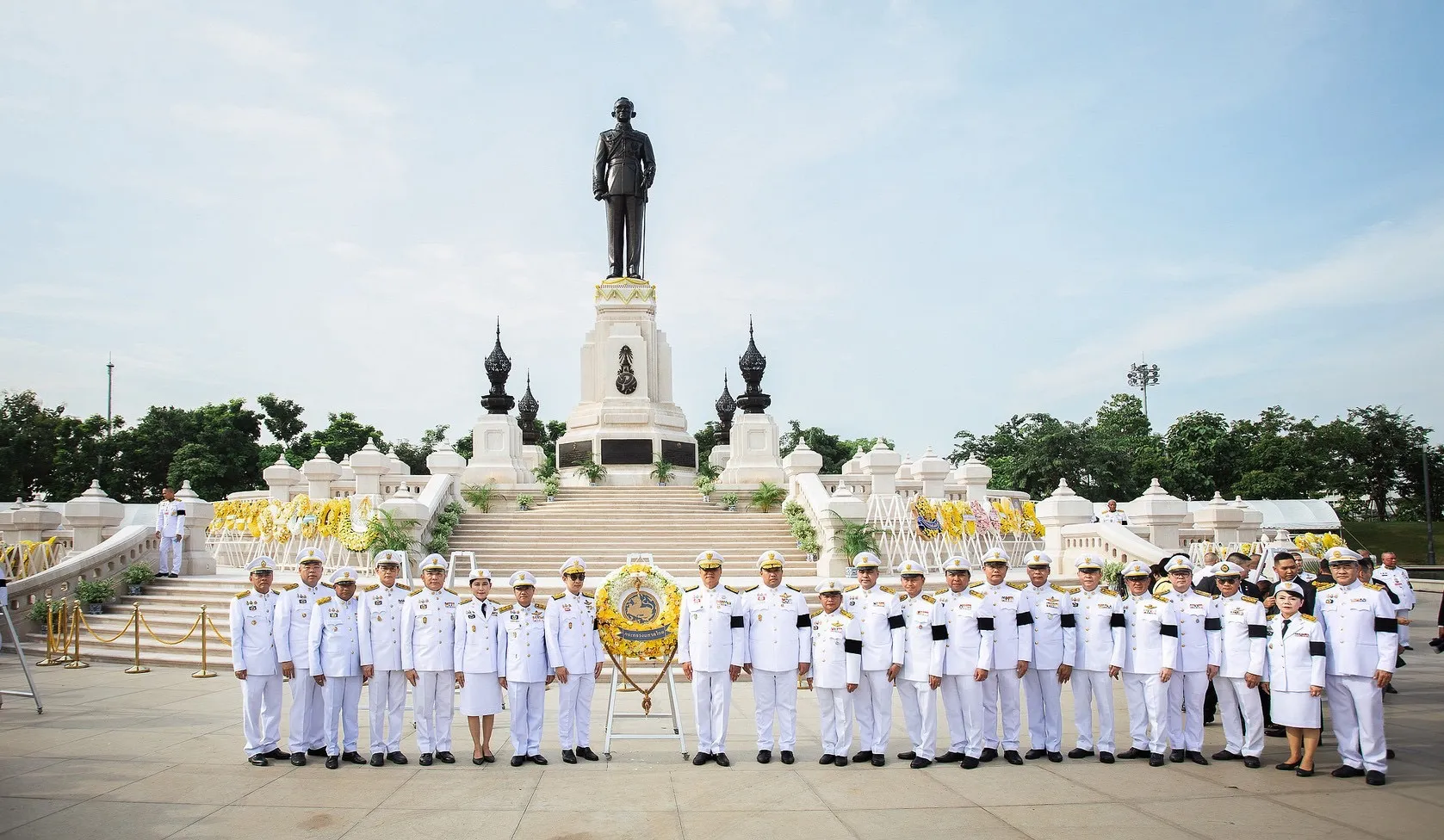 PEA ร่วมวางพวงมาลาถวายบังคมพระบรมราชานุสาวรีย์ รัชกาลที่ 9 เนื่องในวันนวมินทรมหาราช ประจำปี 2569